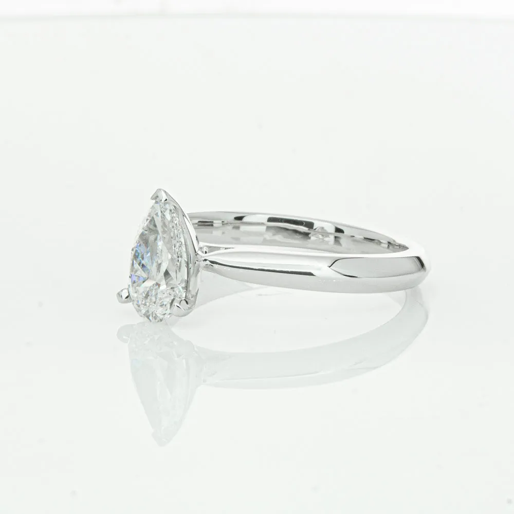 18ct White Gold 1.00ct Pear Cut Diamond Venetian Ring