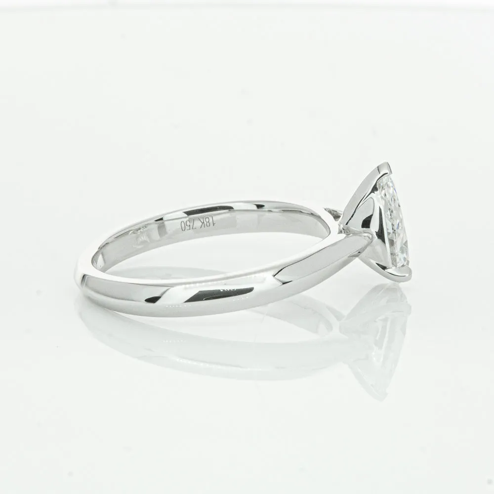 18ct White Gold 1.00ct Pear Cut Diamond Venetian Ring