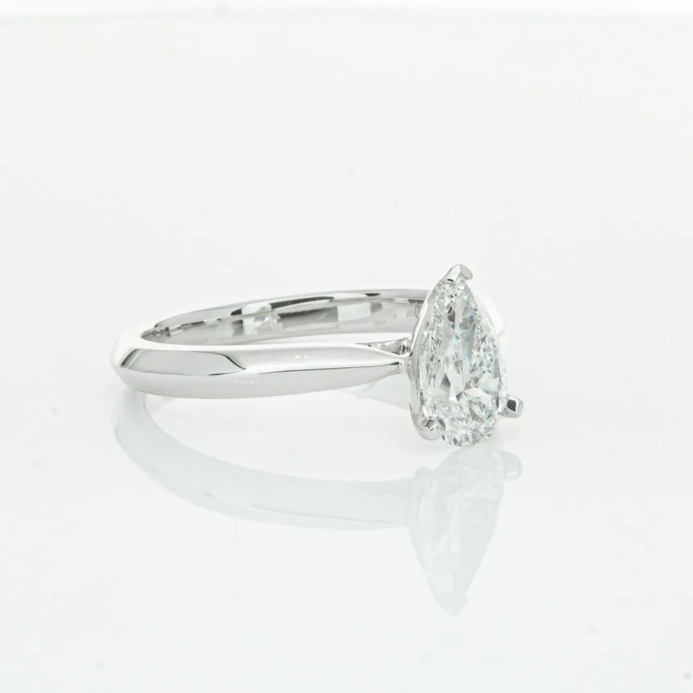 18ct White Gold 1.00ct Pear Cut Diamond Venetian Ring