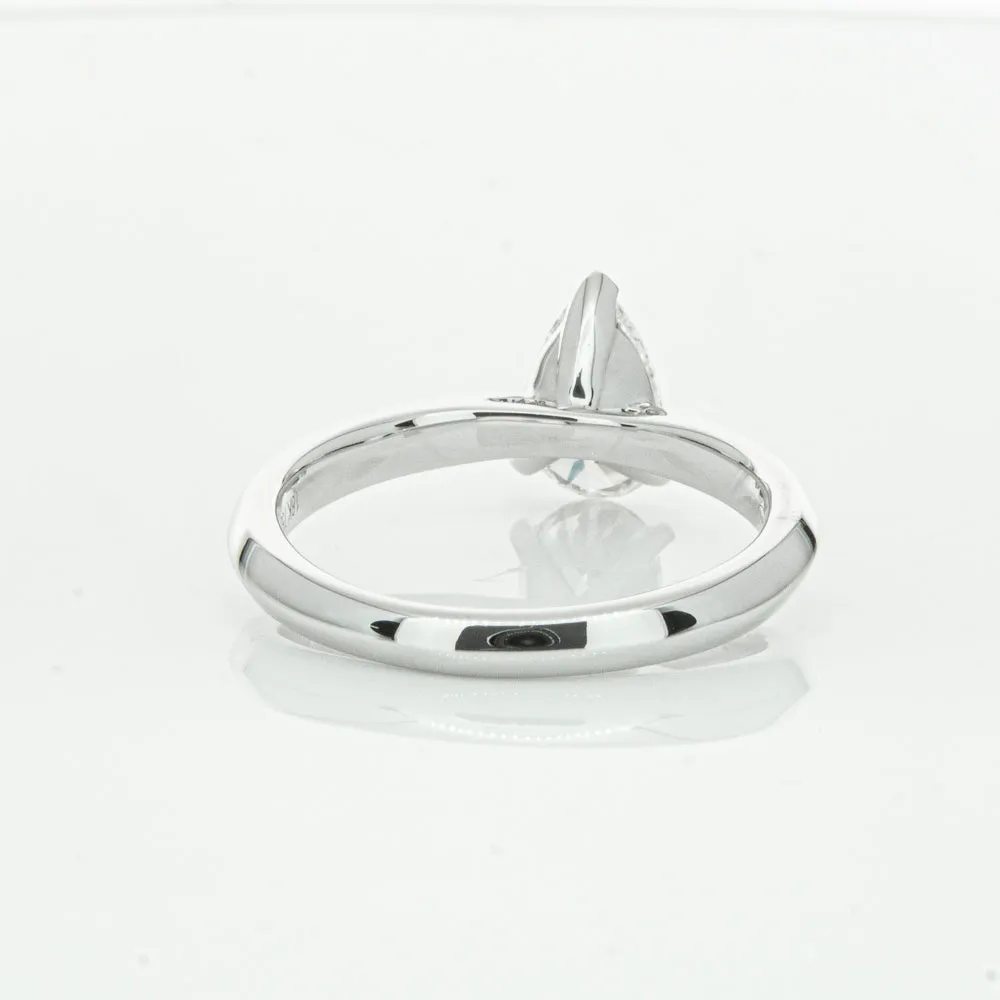 18ct White Gold 1.00ct Pear Cut Diamond Venetian Ring