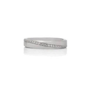 18k White Gold Diamond Mobius Wedding Band