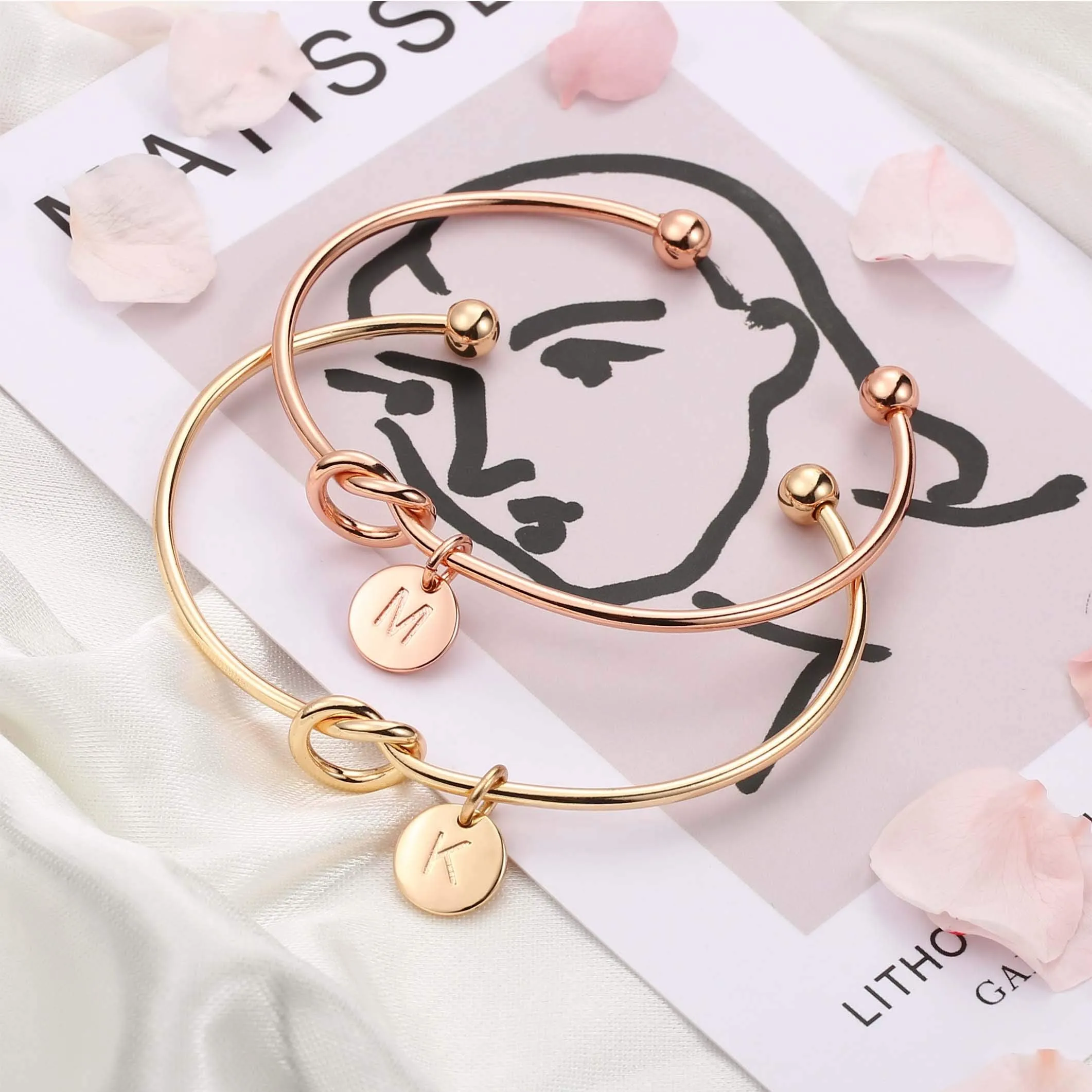 Bridesmaid Proposal Gifts, Rose Gold Tie the Knot Bridesmaid Bracelet with Initial H Bridesmaids Gifts for Wedding, Matron Maid of Honor Gift Bridal Wedding Party Gifts Bridesmaid Bracelet Jewelry