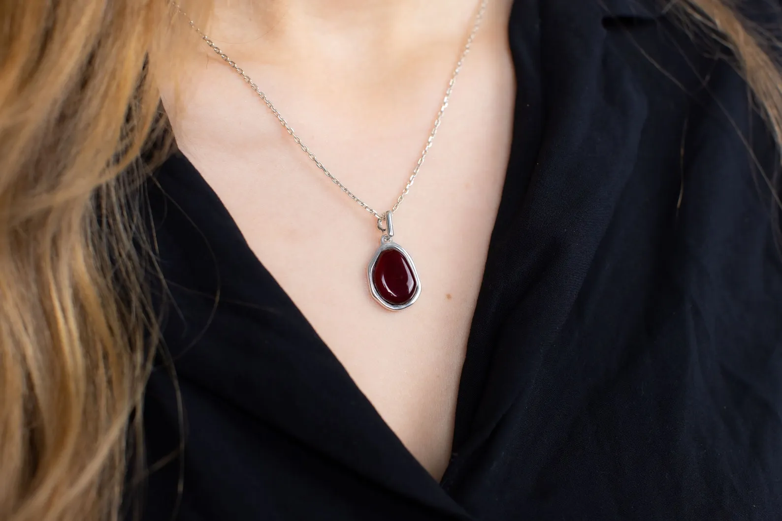 Cherry Amber ELEMENT Pendant Necklace