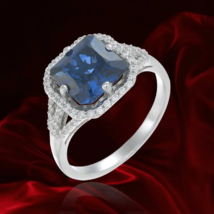 Elegant Sparkling Sapphire Blue Ring with Halo