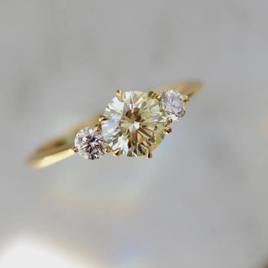 Falling Star Light Yellow Round Brilliant Cut Diamond Ring