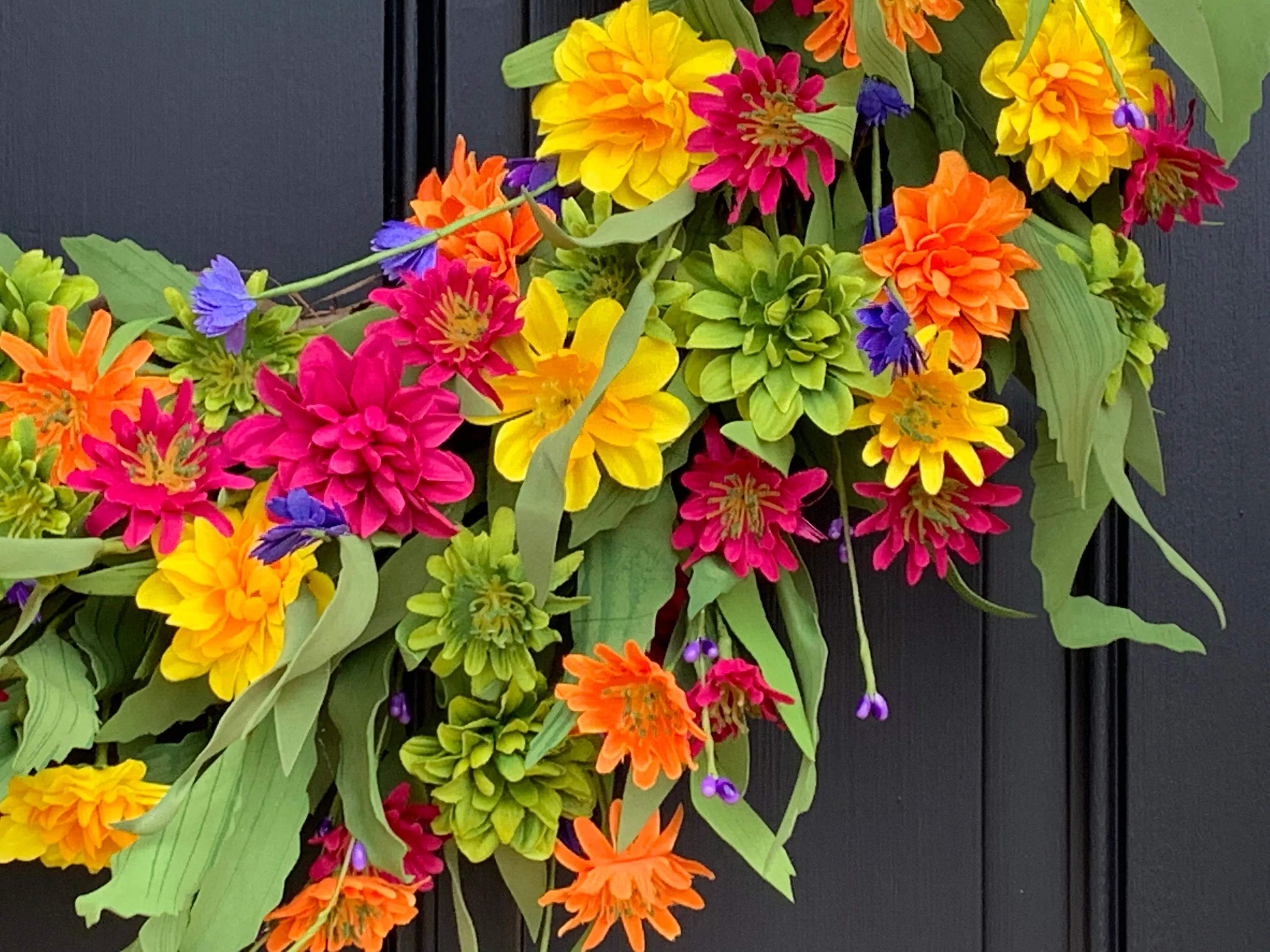 Multi-Colored Daisy Wreath