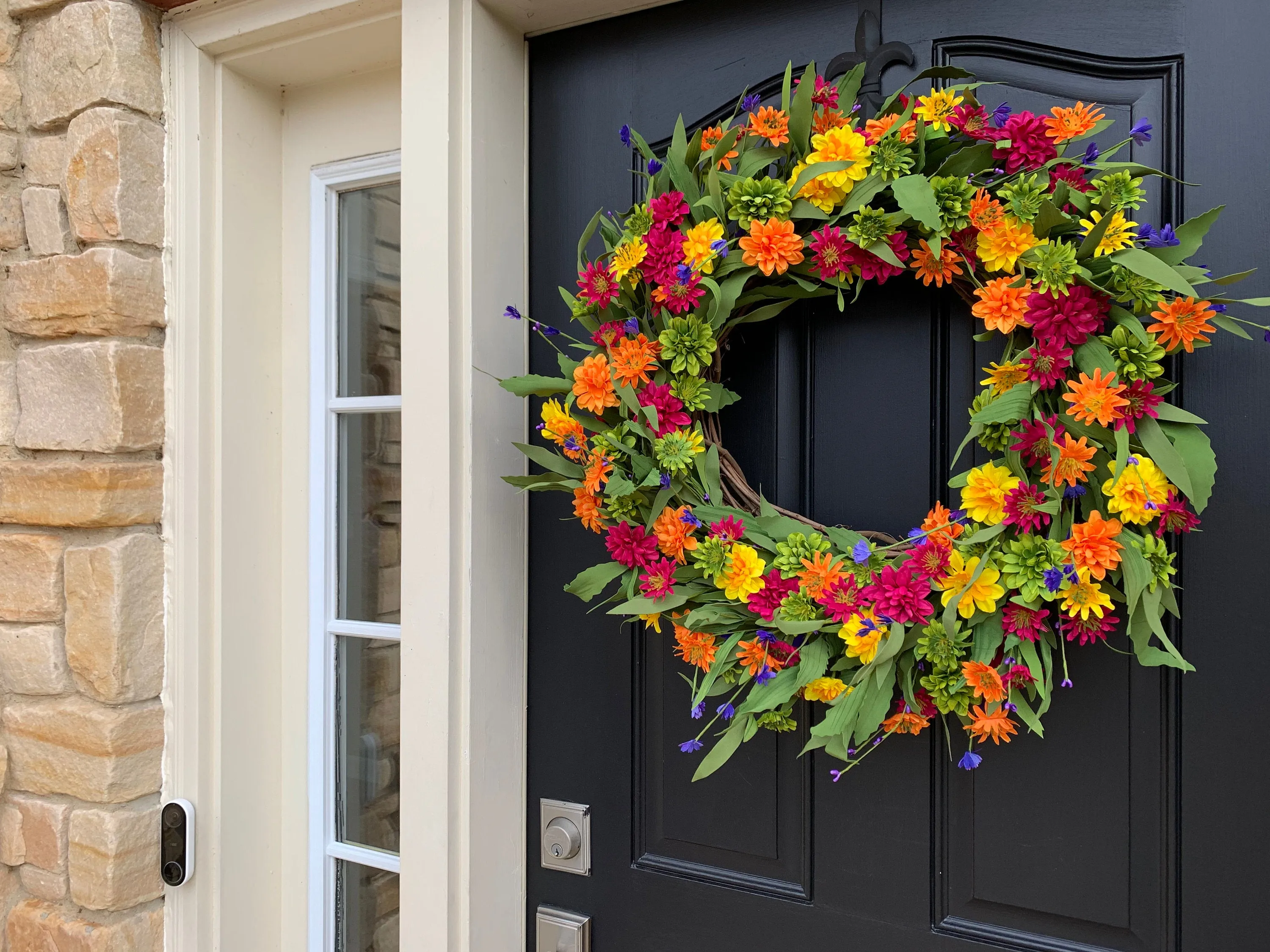 Multi-Colored Daisy Wreath