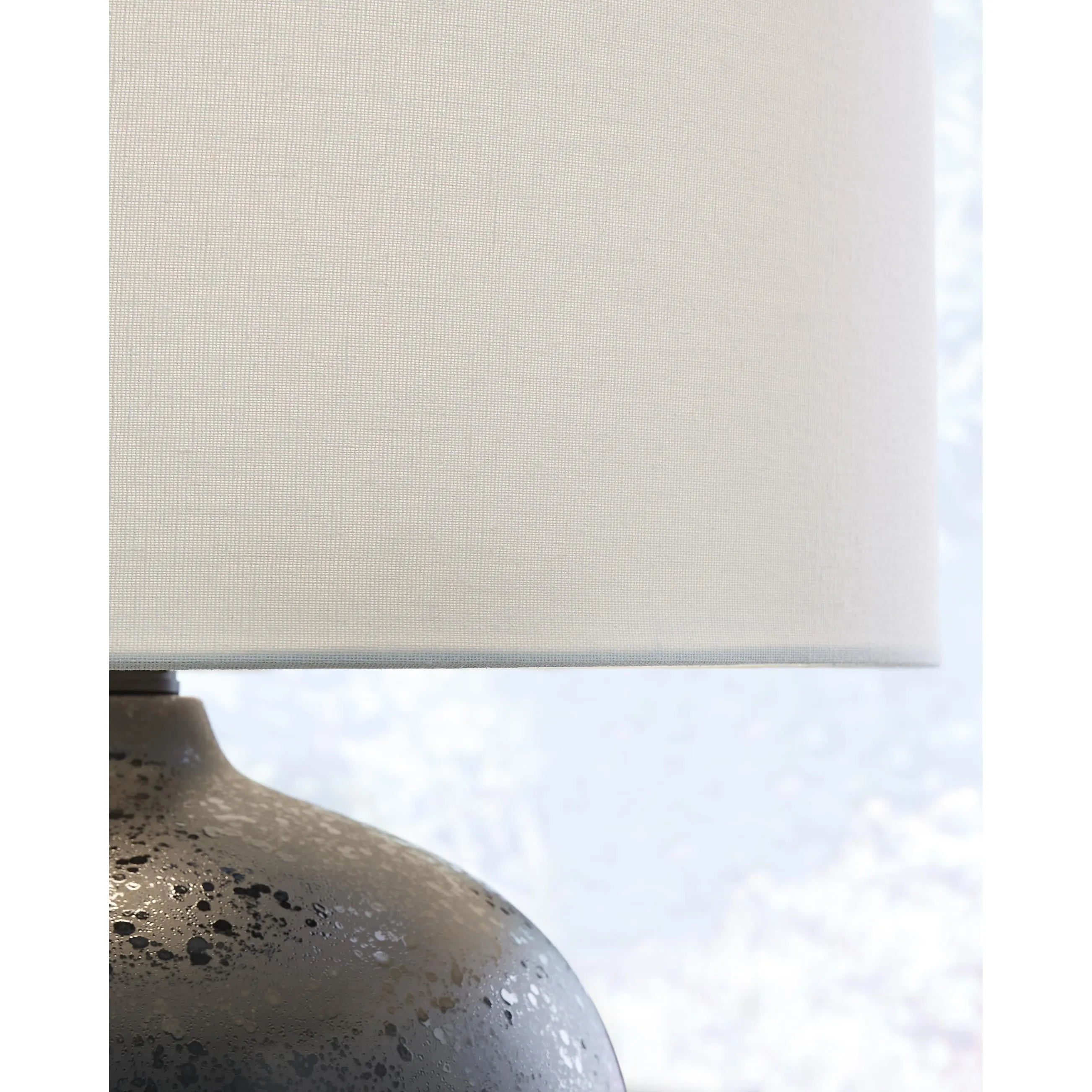 Signature Design by Ashley Ladstow Table Lamp L123894