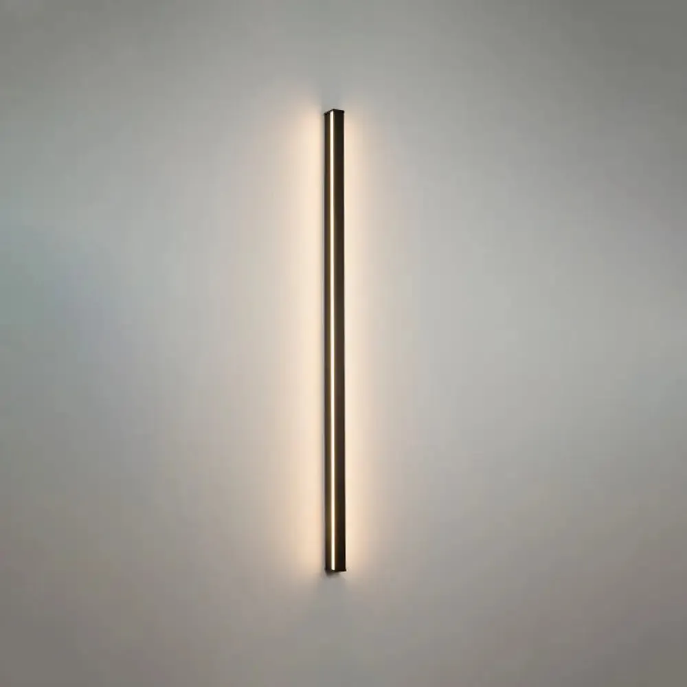 Sleek Black LED Wall Sconce for Hallways - Linear Flush Mount Design