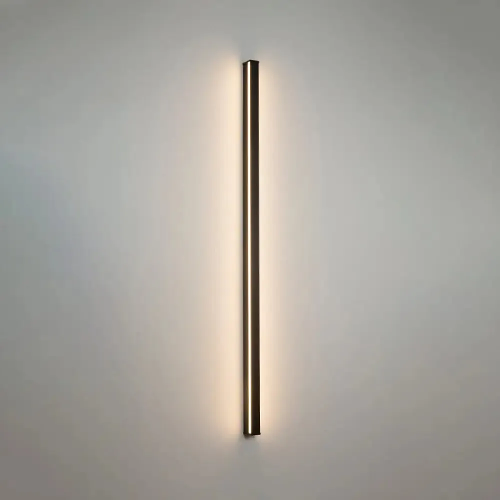 Sleek Black LED Wall Sconce for Hallways - Linear Flush Mount Design