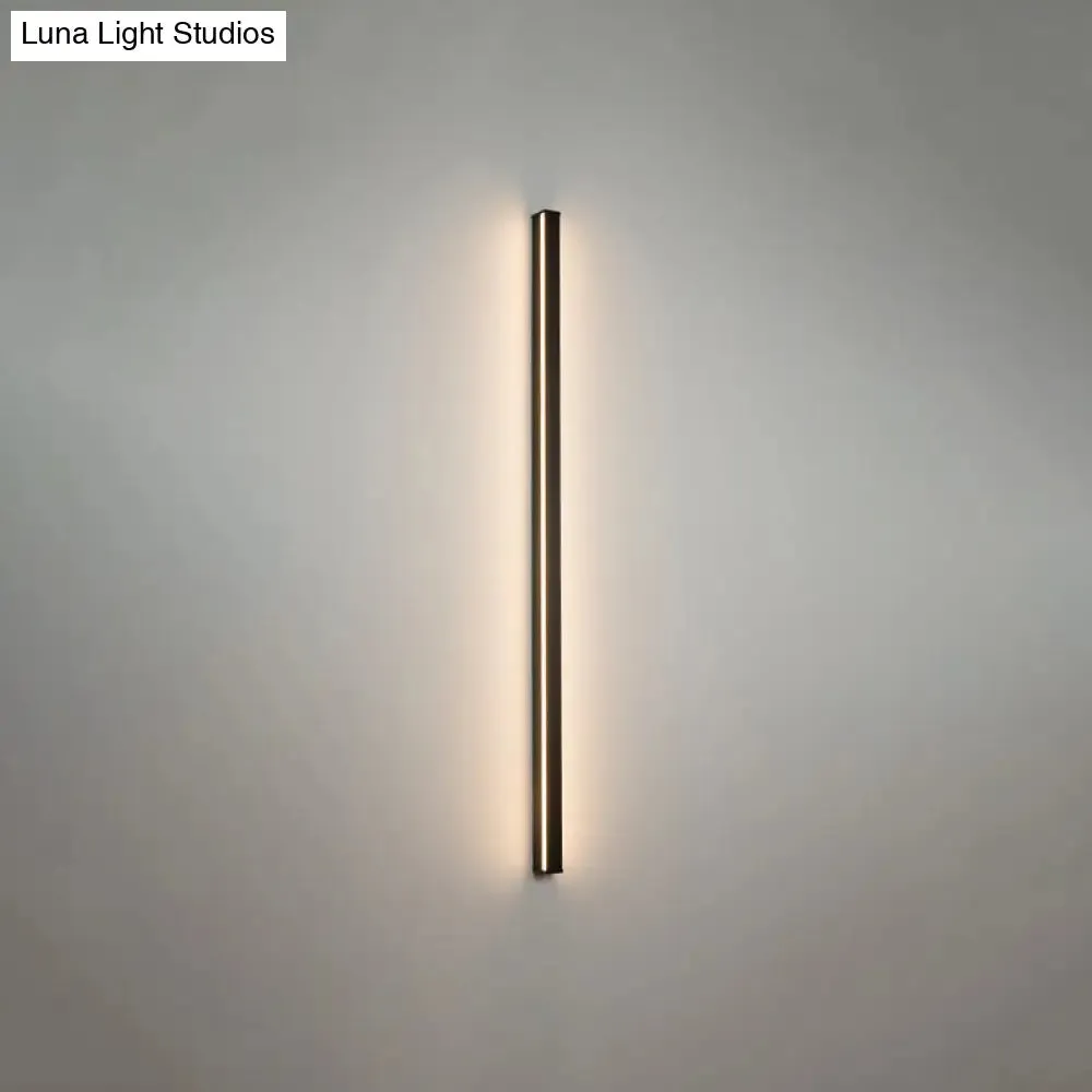 Sleek Black LED Wall Sconce for Hallways - Linear Flush Mount Design