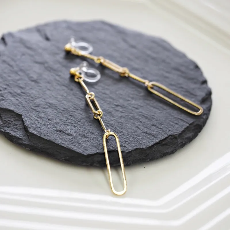 Sleek Linear Elegance Invisible Clip-On Earrings | Modern Gold Long Chain Design