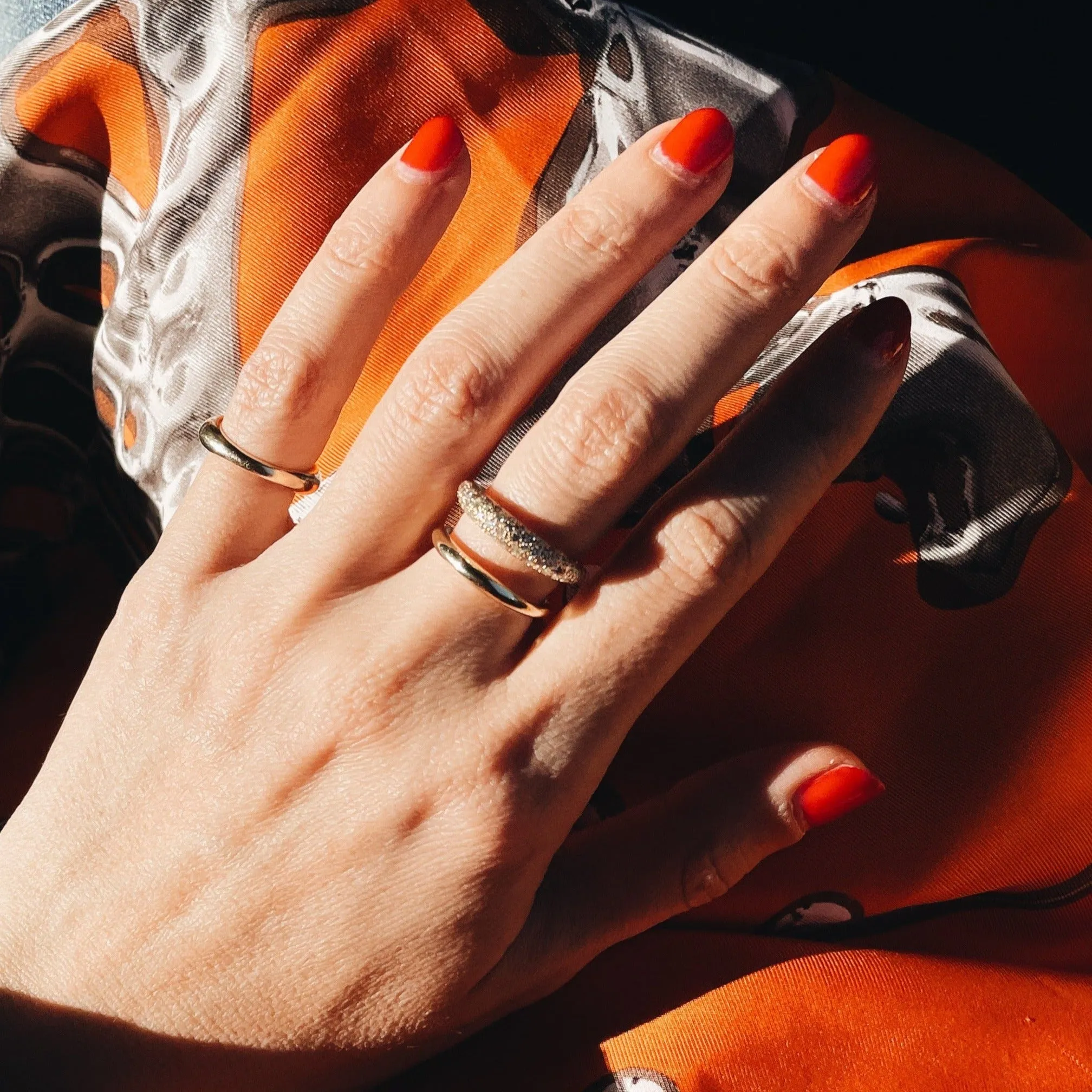 Twin Tusk Ring with Various Size Diamonds